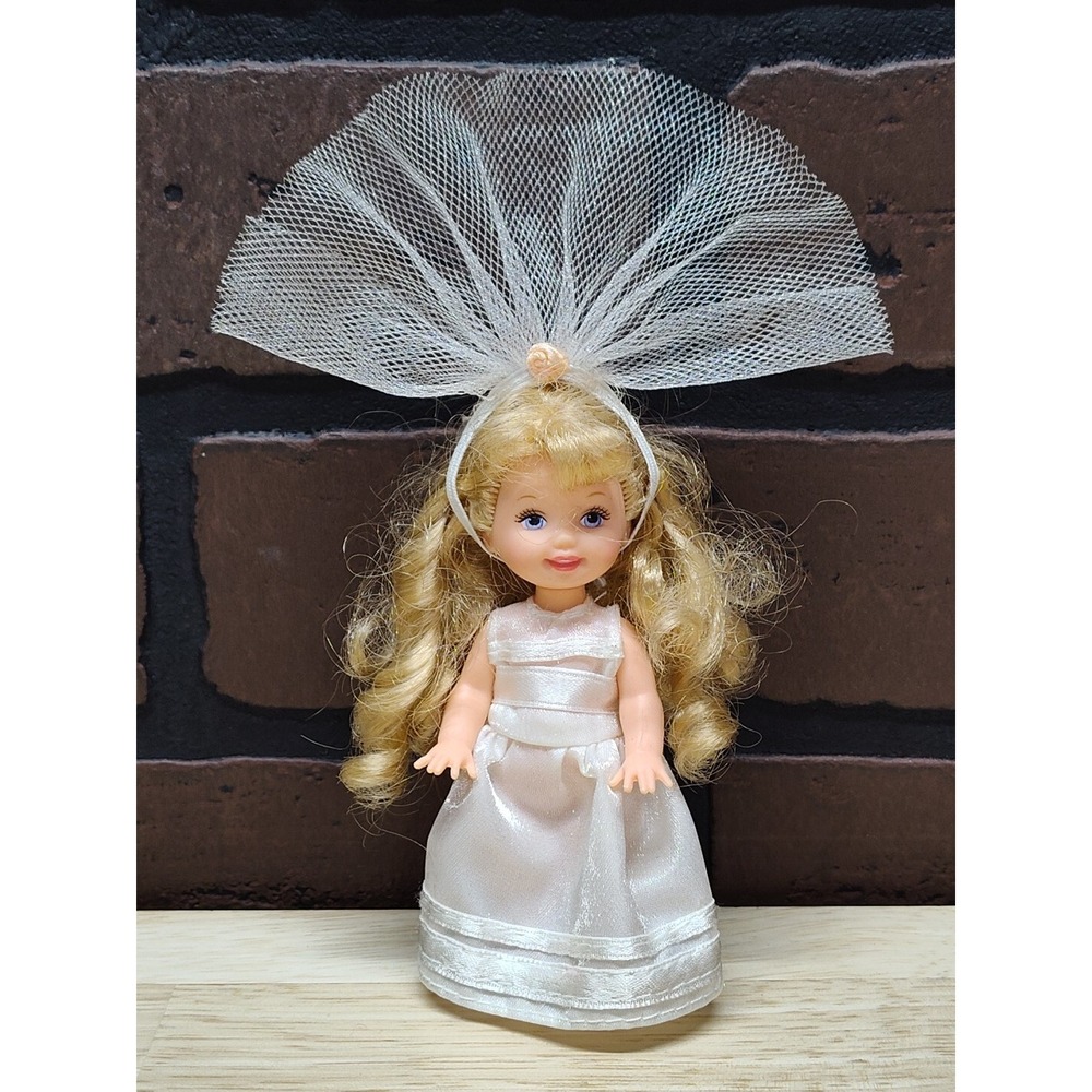 Vintage Lil Bride Doll Barbie 1994 4" tall Kelly collectible